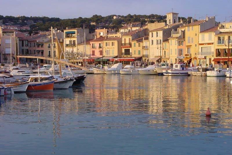 Appart. 4 Pers A 6 Kms De Cassis Avec Acces Piscine Roquefort-la-Bédoule Exteriör bild