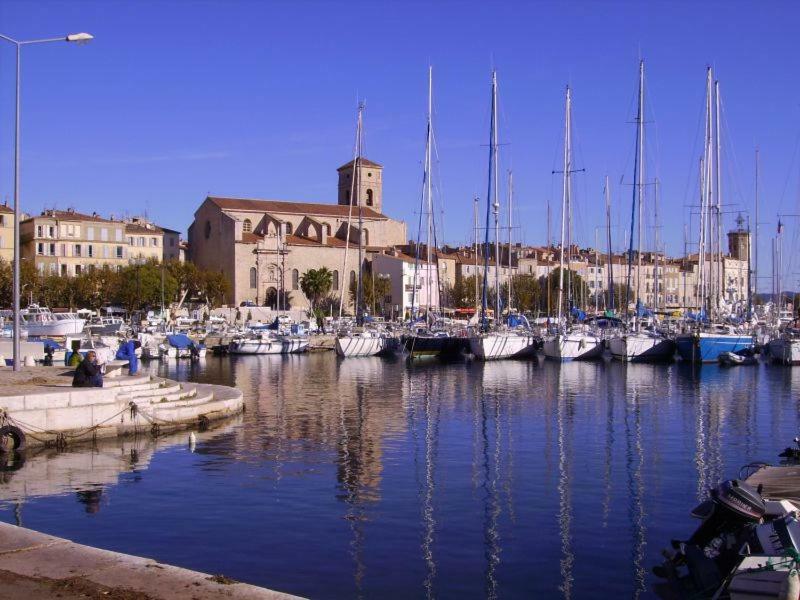 Appart. 4 Pers A 6 Kms De Cassis Avec Acces Piscine Roquefort-la-Bédoule Exteriör bild